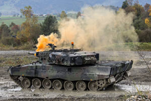 Bild: Leopard 2 im Gefecht