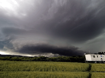 Bild: Unwetterwolken über Süddeutschland (Foto:KIT)