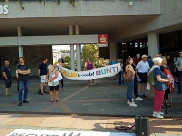 Bild: Calw bleibt bunt - auch in Pforzheim mit dabei (Foto: ron)