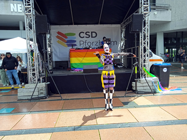 Bild: CSD-Day 2024 auf dem Marktplatz in Pforzheim (Foto:ron)